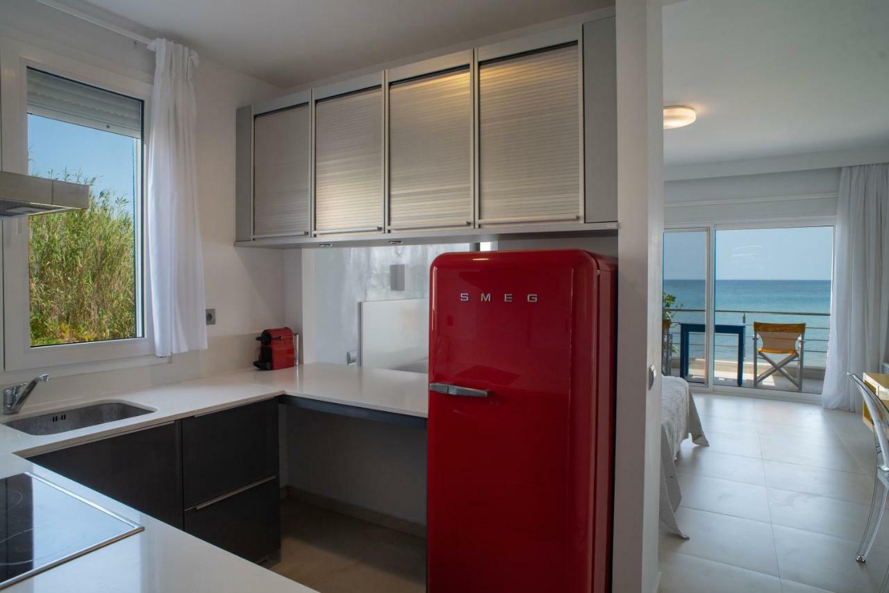 Sideratos Apartments Karfas Bagian luar foto